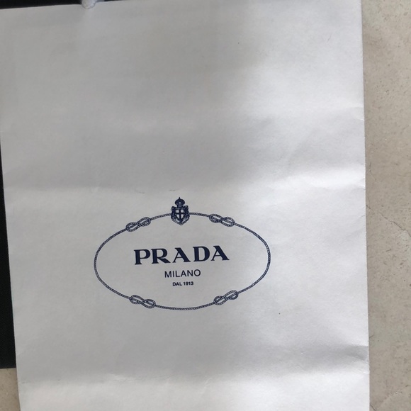 FIVE DESIGNER BAGS - Picture 3 of 6